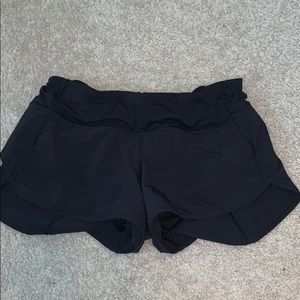 LULU LEMON Speed Up Shorts in Black Size 6